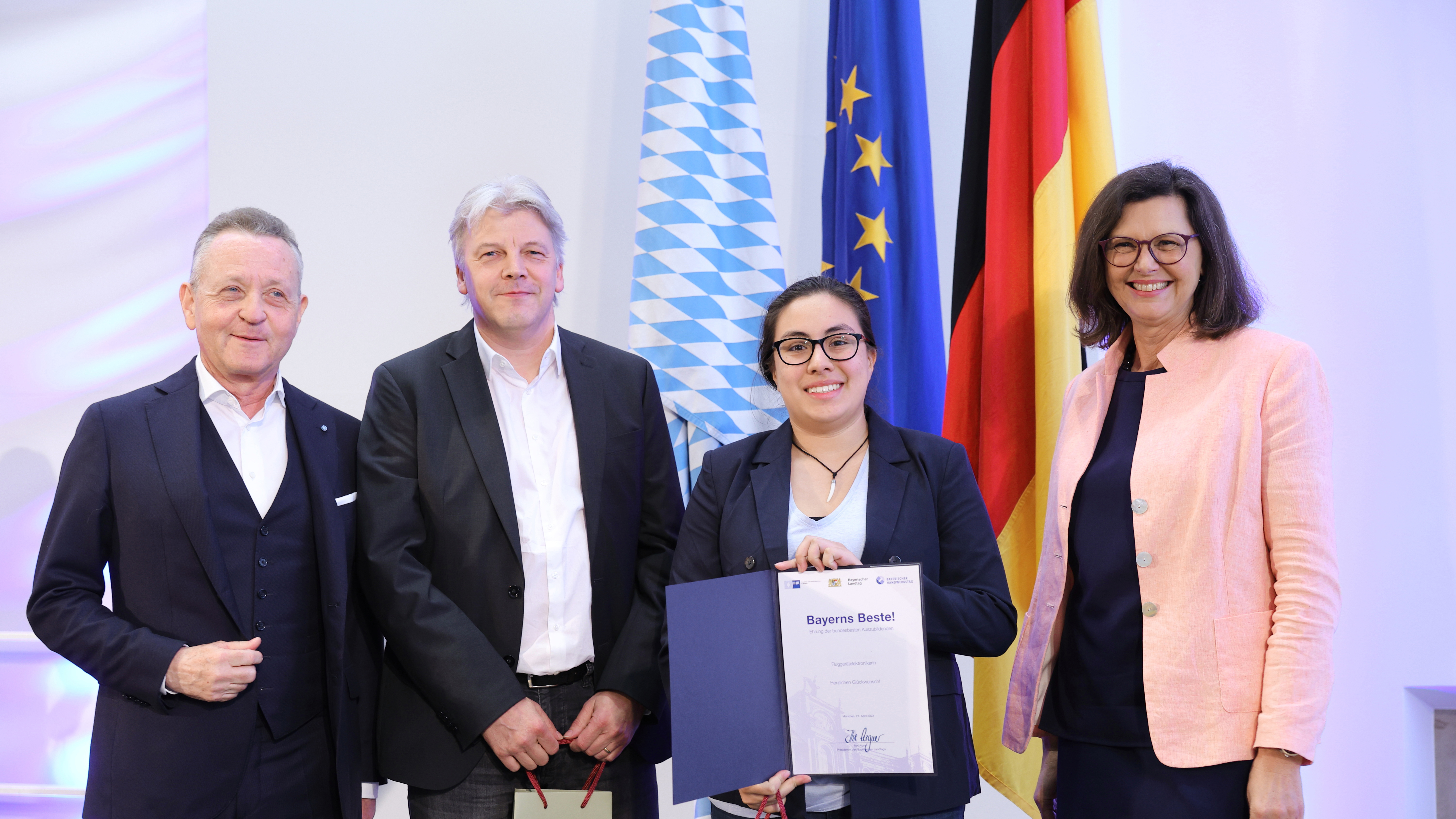 images/byl_21-04-23_068_zuschnitt